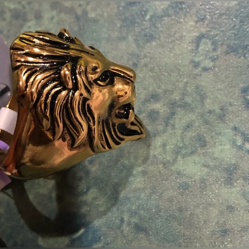 Lion head men’s brass look ring size‎ 10 brand new